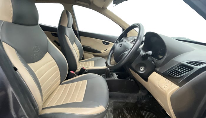 2015 Hyundai Eon ERA +, Petrol, Manual, 58,249 km, Right Side Front Door Cabin