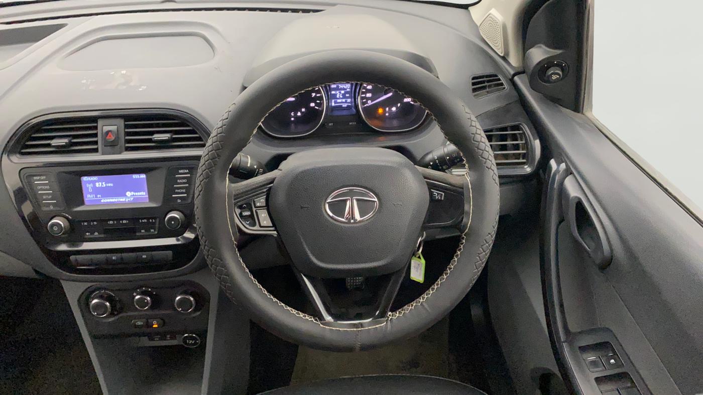 2018 Tata TIGOR XT PETROL, Petrol, Manual, 74,443 km, Steering Wheel Close Up