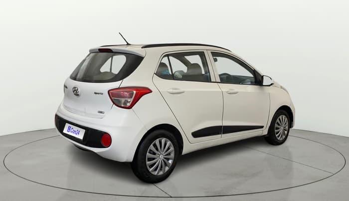 2017 Hyundai Grand i10 SPORTZ (O) 1.2 KAPPA VTVT, Petrol, Manual, 68,234 km, Right Back Diagonal