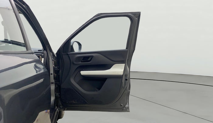 2022 Tata PUNCH ACCOMPLISHED MT, Petrol, Manual, 17,195 km, RHS Front Door