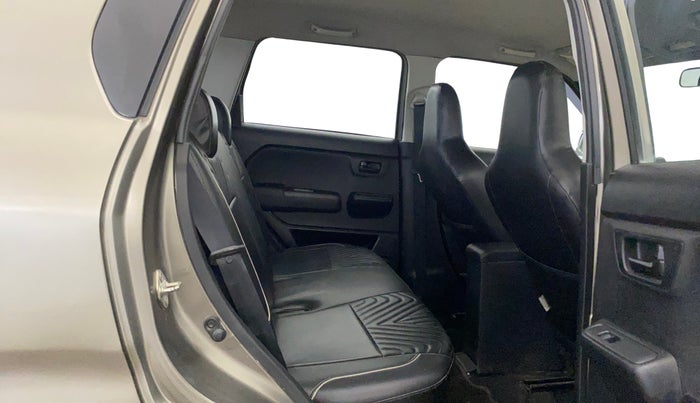 2020 Maruti New Wagon-R LXI CNG 1.0, CNG, Manual, 56,327 km, Right Side Rear Door Cabin