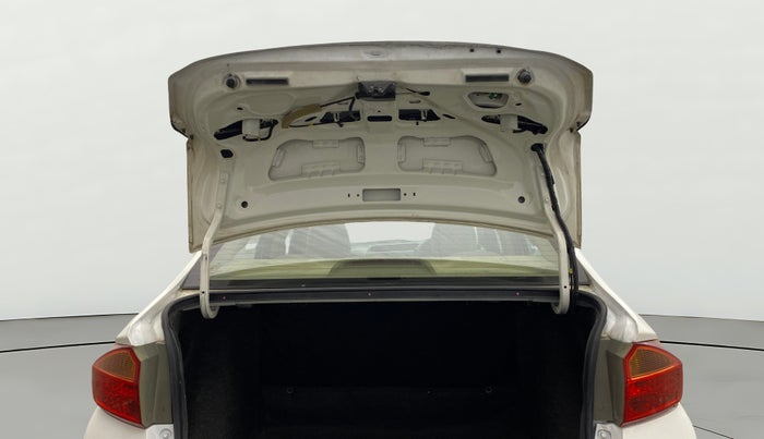 2016 Honda City 1.5L I-VTEC SV, Petrol, Manual, 78,740 km, Boot Door Open