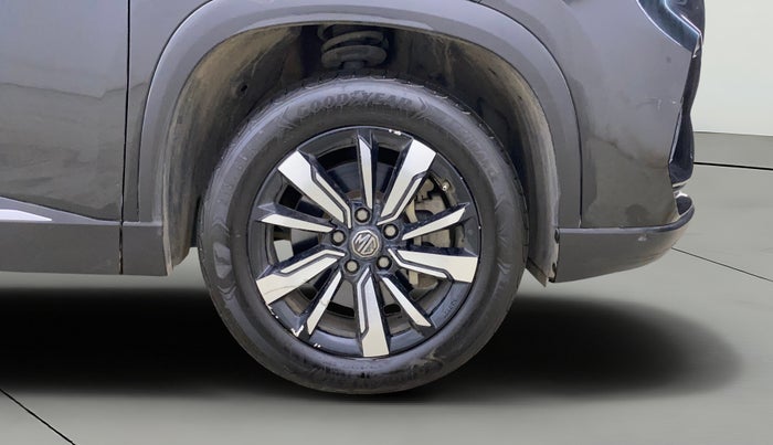 2020 MG HECTOR PLUS SHARP 1.5 PETROL TURBO DCT 6-STR, Petrol, Automatic, 60,375 km, Right Front Wheel