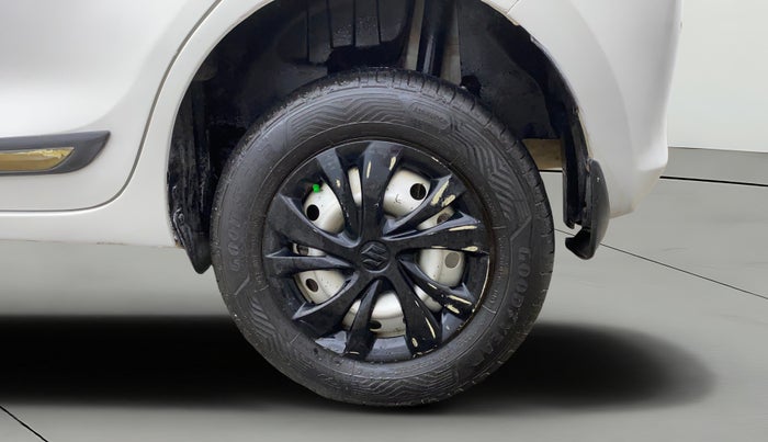 2020 Maruti Swift LXI, Petrol, Manual, 50,432 km, Left Rear Wheel