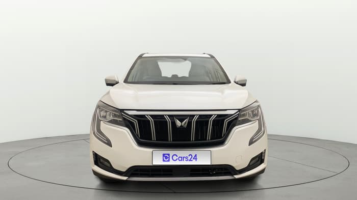 2023 Mahindra XUV700 AX 7 LUXURY P AT 7 STR, Petrol, Automatic, 13,349 km, Front
