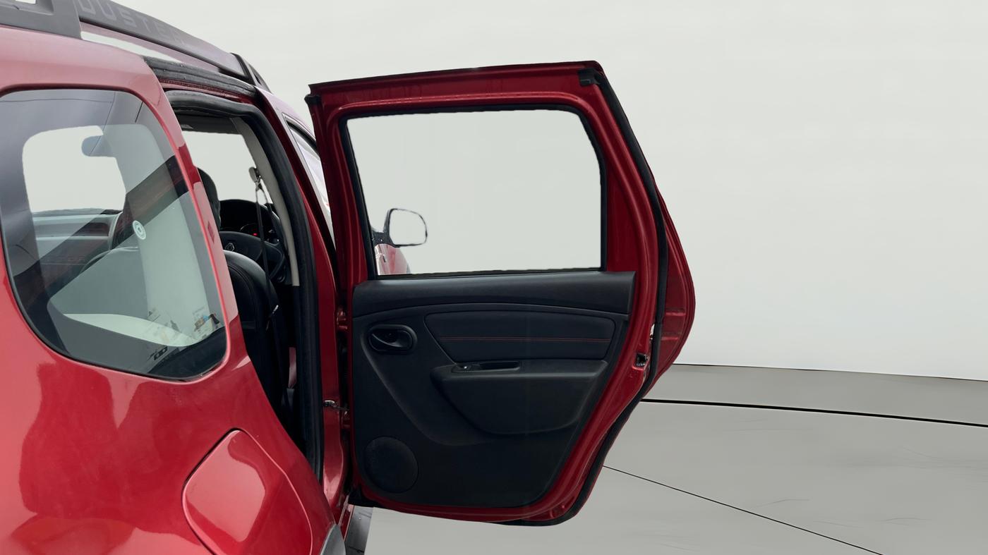 2018 Renault Duster RXS CVT, Petrol, Automatic, 73,108 km, RHS Rear Door