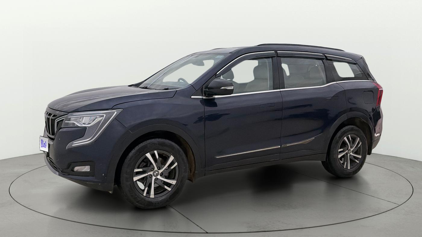 2022 Mahindra XUV700 AX 5 P AT 5 STR, Petrol, Automatic, 72,490 km, Left Front Diagonal