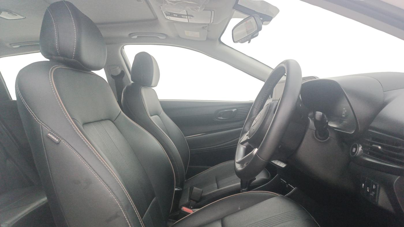 2021 Hyundai NEW I20 ASTA (O) 1.0 TURBO GDI DCT, Petrol, Automatic, 45,609 km, Right Side Front Door Cabin