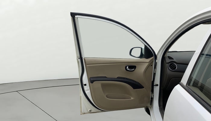 2013 Hyundai i10 MAGNA 1.2, Petrol, Manual, 1,34,639 km, LHS Front Door