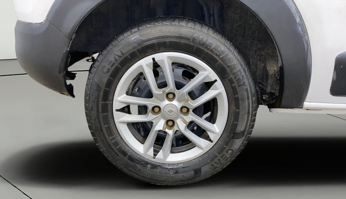 2022 Renault TRIBER RXL MT, Petrol, Manual, 51,342 km, Right Rear Wheel