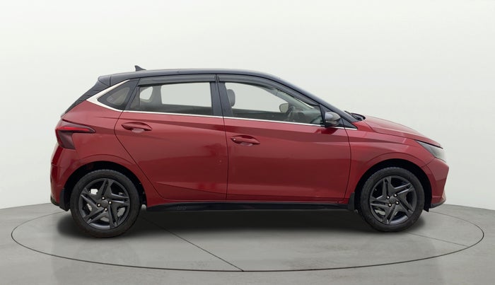 2021 Hyundai NEW I20 SPORTZ 1.2 MT, Petrol, Manual, 64,885 km, Right Side View