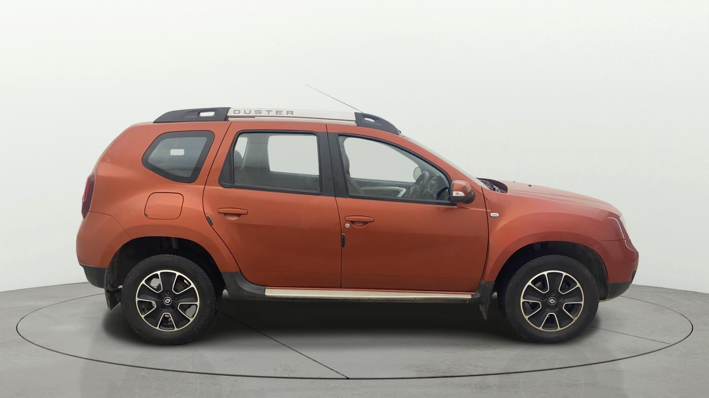 2016 Renault Duster 110 PS RXZ 4X2 AMT DIESEL, Diesel, Automatic, 77,235 km, Right Side View