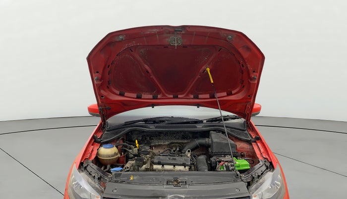 2014 Volkswagen Polo TRENDLINE 1.2L PETROL, Petrol, Manual, 80,022 km, Open Bonet