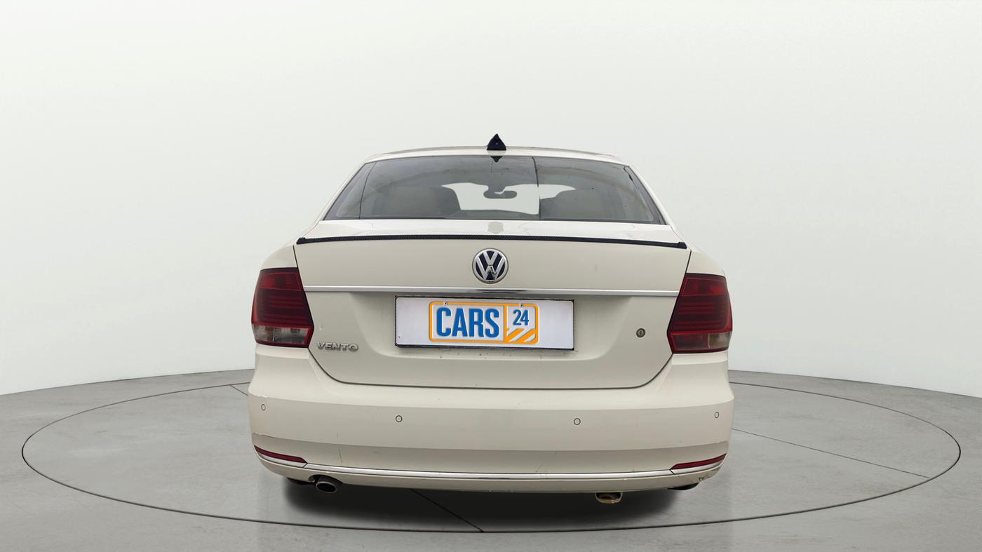 2016 Volkswagen Vento HIGHLINE 1.6 MPI, Petrol, Manual, 79,037 km, Back/Rear