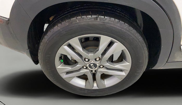 2020 KIA SELTOS HTX 1.5 PETROL, Petrol, Manual, 66,288 km, Right Rear Wheel