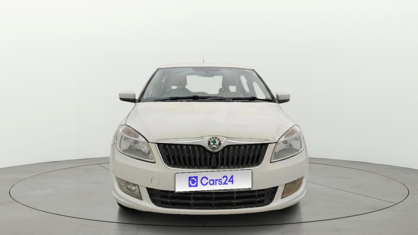 2013 Skoda Rapid AMBITION 1.6 MPI MT PLUS, Petrol, Manual, 59,727 km, Front