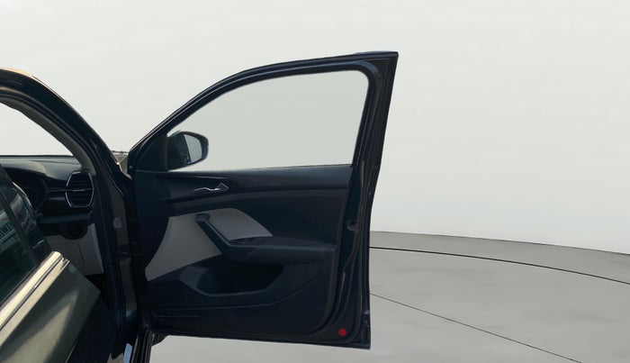 2021 Skoda KUSHAQ STYLE 1.0L TSI MT, Petrol, Manual, 1,20,694 km, RHS Front Door