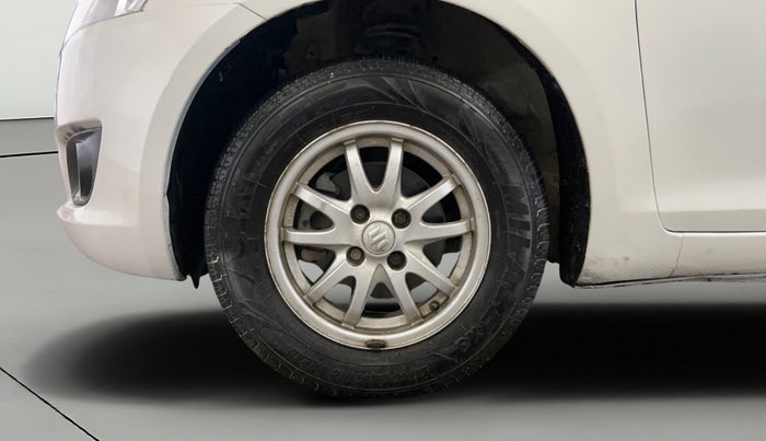 2014 Maruti Swift VXI, Petrol, Manual, 90,243 km, Left Front Wheel