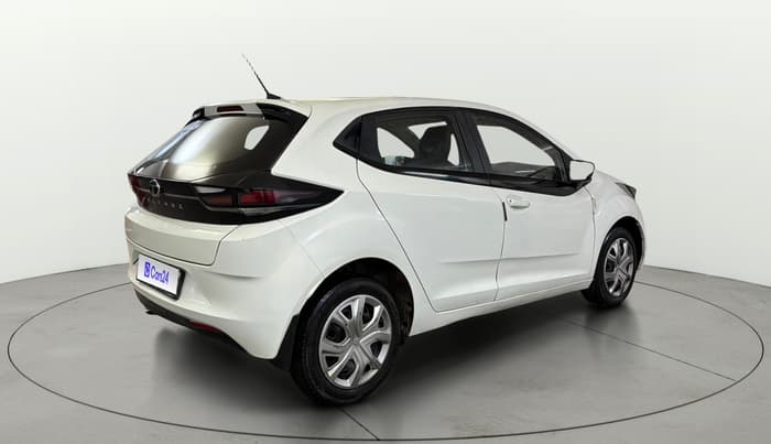 2024 Tata ALTROZ XM PLUS CNG, CNG, Manual, 61,558 km, Right Back Diagonal