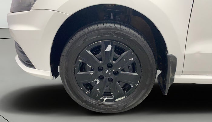 2017 Volkswagen Ameo TRENDLINE 1.2L, Petrol, Manual, 72,543 km, Left Front Wheel