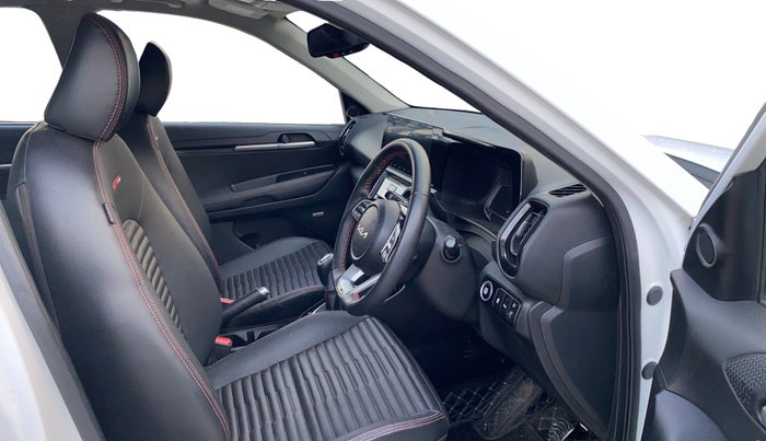 2023 KIA SONET GTX PLUS 1.0 IMT, Petrol, Manual, 20,434 km, Right Side Front Door Cabin