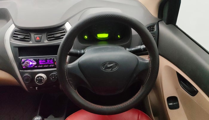 2014 Hyundai Eon ERA +, Petrol, Manual, 81,047 km, Steering Wheel Close Up