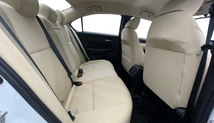 2025 Honda Amaze 1.2L I-VTEC VX CVT, Petrol, Automatic, 2,981 km, Right Side Rear Door Cabin