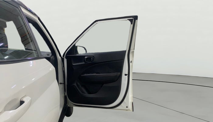 2022 Hyundai VENUE N LINE N8 1.0 TURBO DCT, Petrol, Automatic, 6,205 km, RHS Front Door