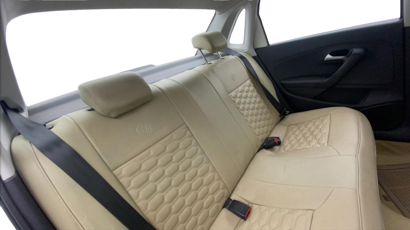 2019 Volkswagen Ameo COMFORTLINE 1.0L, Petrol, Manual, 40,024 km, Right Side Rear Door Cabin