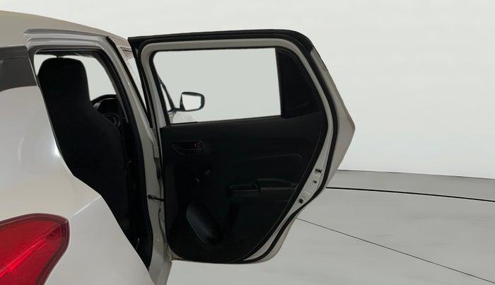 2023 Maruti Swift LXI, Petrol, Manual, 16,763 km, RHS Rear Door