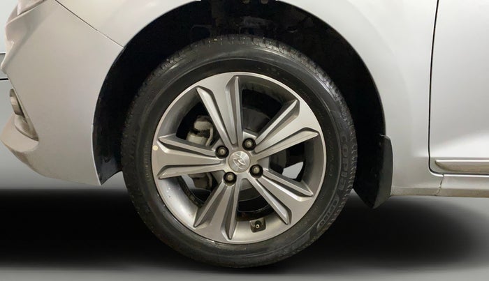 2019 Hyundai Verna 1.6 VTVT SX, Petrol, Manual, 16,557 km, Left Rear Wheel