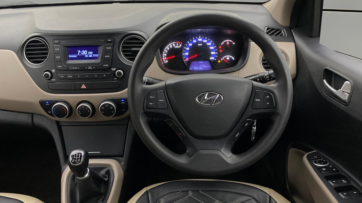 2016 Hyundai Xcent S 1.2, Petrol, Manual, 48,618 km, Steering Wheel Close Up