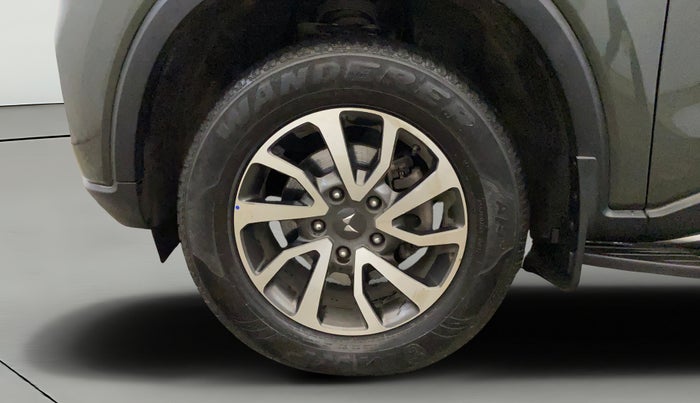 2022 Mahindra SCORPIO-N Z8 L PETROL AT 7 STR, Petrol, Automatic, 25,934 km, Left Front Wheel