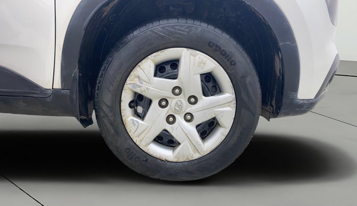 2019 Hyundai VENUE S 1.2, CNG, Manual, 61,911 km, Right Front Wheel