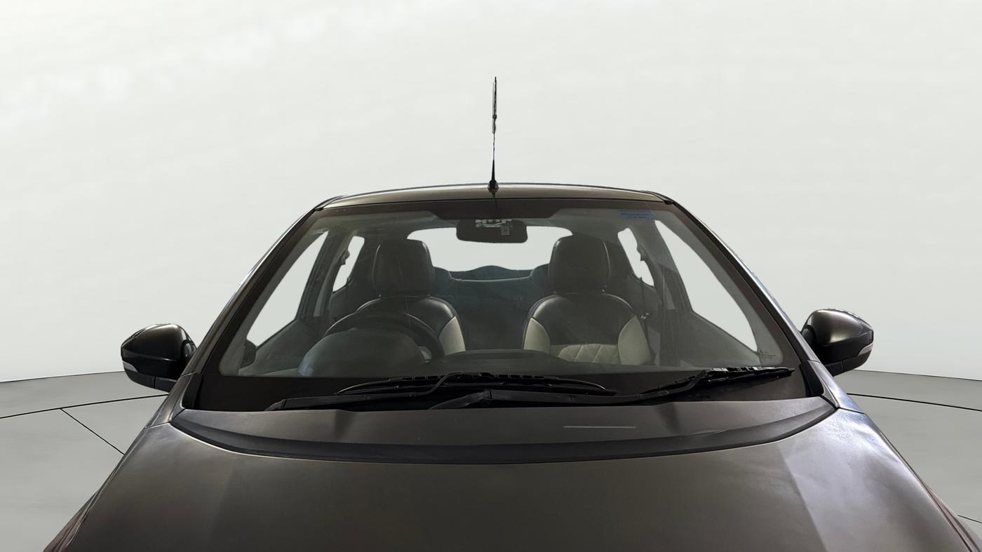 2023 Tata Tiago XT (O) PETROL, CNG, Manual, 49,591 km, Front Windshield