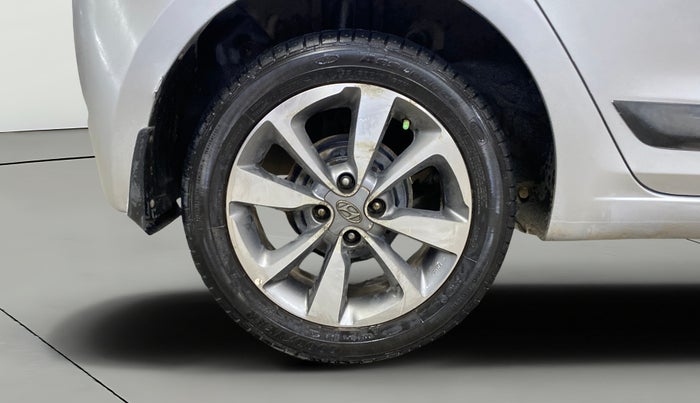 2016 Hyundai Elite i20 ASTA 1.2 (O), Petrol, Manual, 82,580 km, Right Rear Wheel