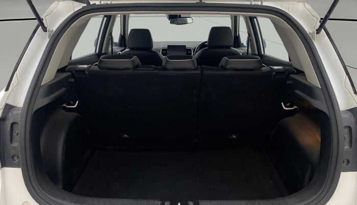 2023 Hyundai VENUE SX (O) MT 1.0 Turbo, Petrol, Manual, 15,028 km, Boot Open Zoomed View