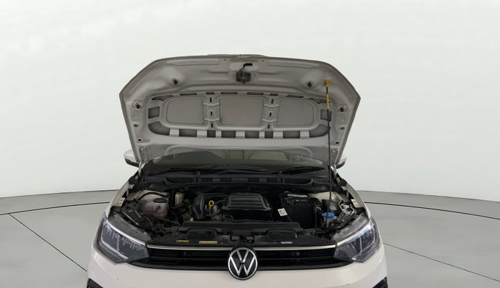 2024 Volkswagen VIRTUS HIGHLINE TSI 1.0 MT, Petrol, Manual, 55,152 km, Open Bonet