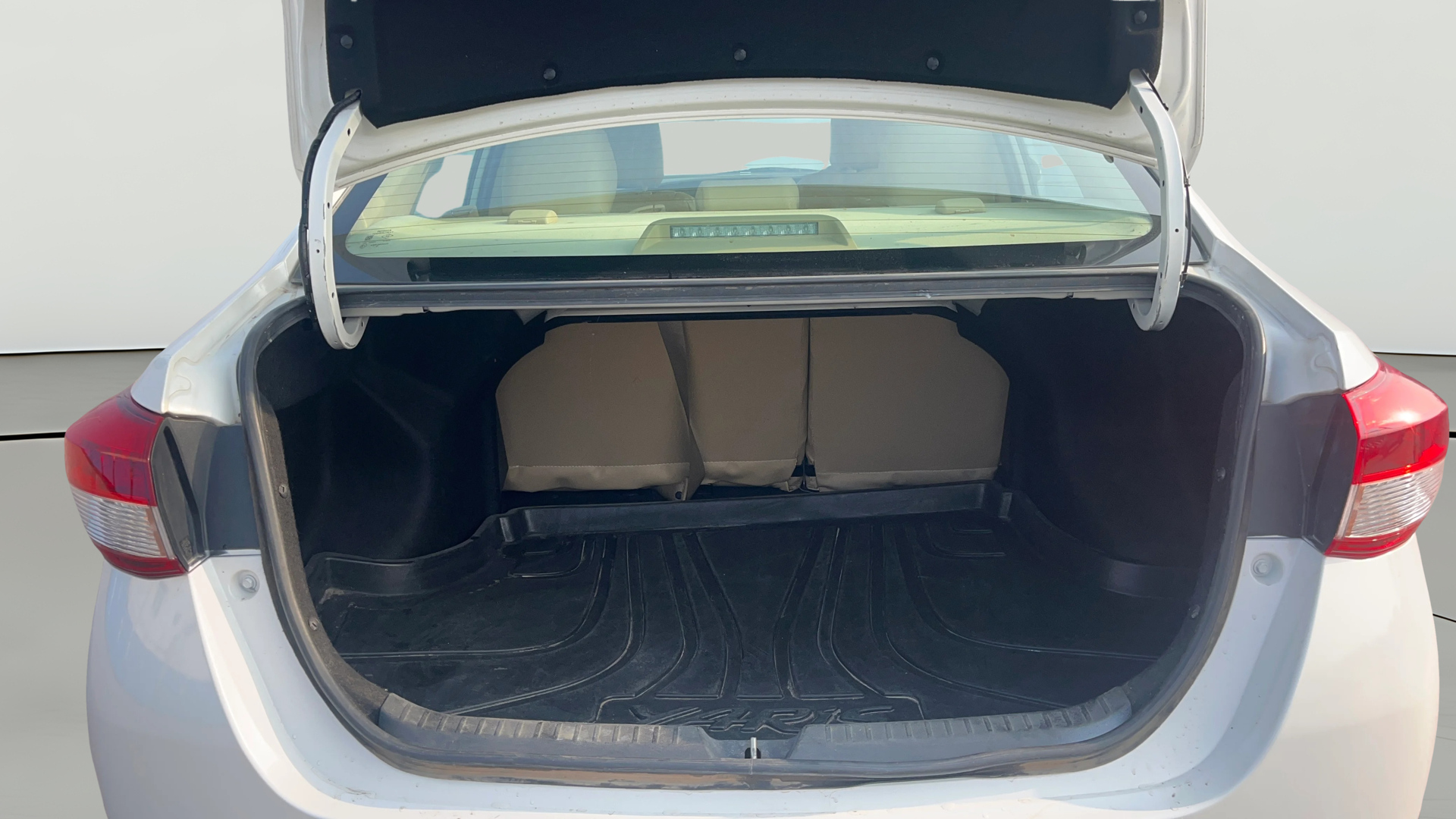 2018 Toyota YARIS G CVT, Petrol, Automatic, 76,889 km, Boot Open Zoomed View