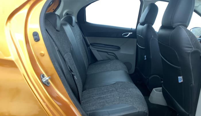2017 Tata Tiago XZ PETROL, Petrol, Manual, 15,822 km, Right Side Rear Door Cabin