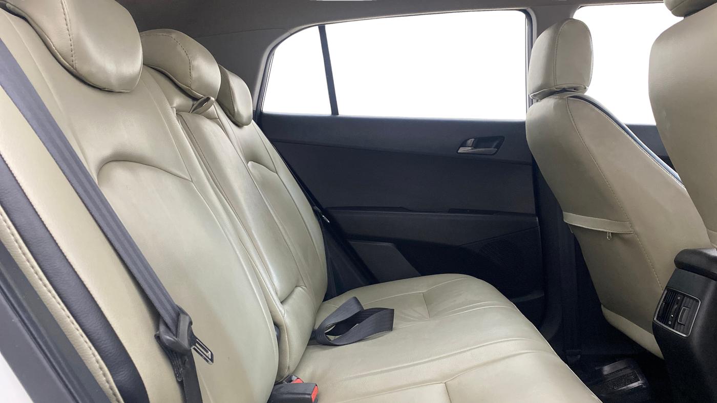 2017 Hyundai Creta SX PLUS AT 1.6 PETROL, Petrol, Automatic, 1,27,777 km, Right Side Rear Door Cabin