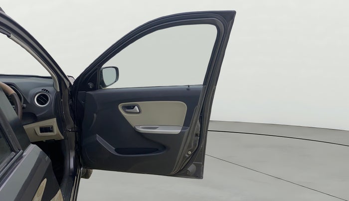 2017 Maruti Alto K10 VXI, Petrol, Manual, 70,326 km, RHS Front Door