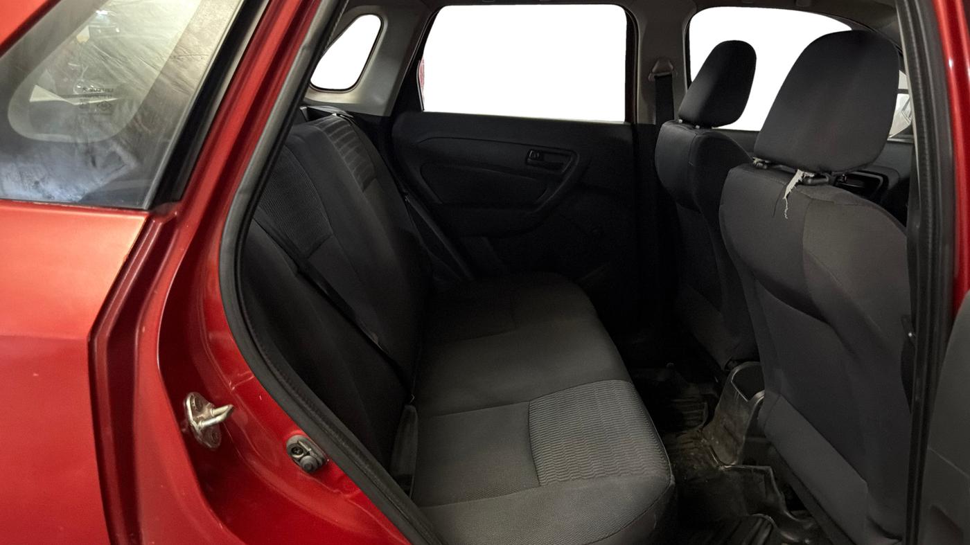 2018 Maruti Vitara Brezza LDI, Diesel, Manual, 1,32,045 km, Right Side Rear Door Cabin