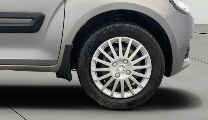 2017 Maruti IGNIS DELTA 1.2, Petrol, Manual, 1,13,927 km, Right Front Wheel