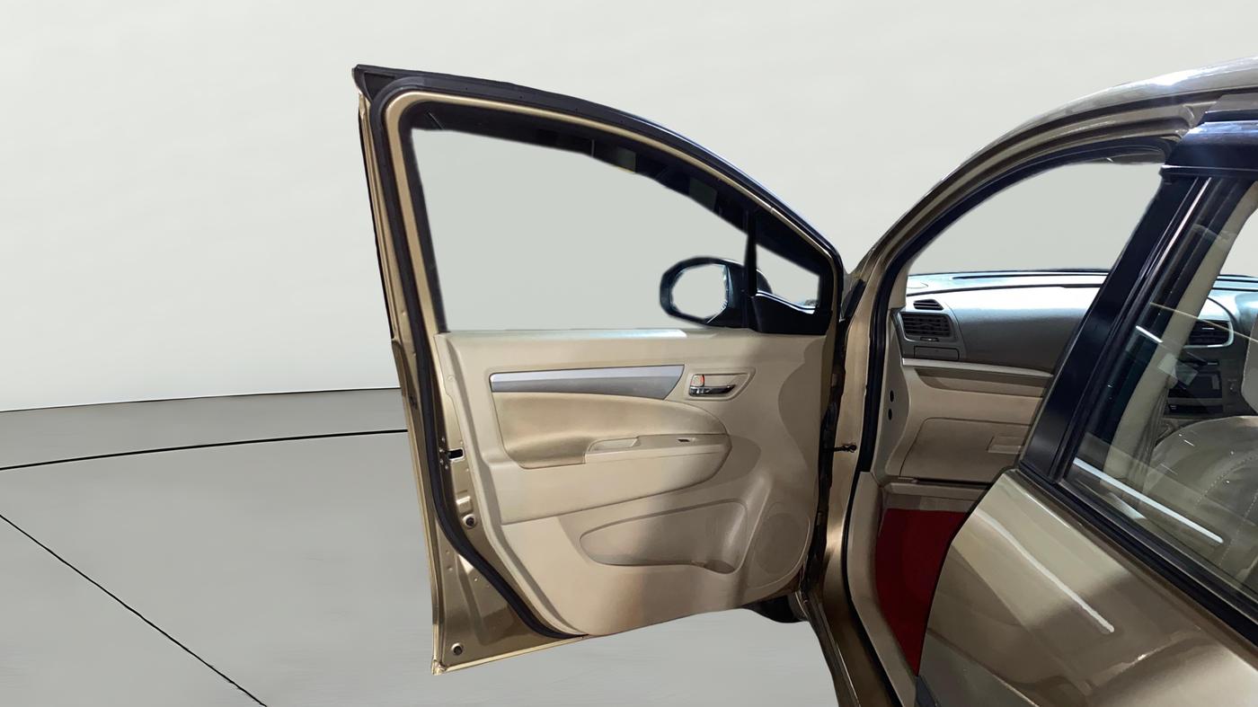 2017 Maruti Ertiga VXI, Petrol, Manual, 52,309 km, LHS Front Door