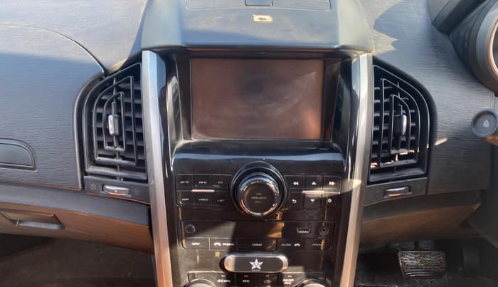 2019 Mahindra XUV500 W9 AT, Diesel, Automatic, 88,811 km, Air Conditioner