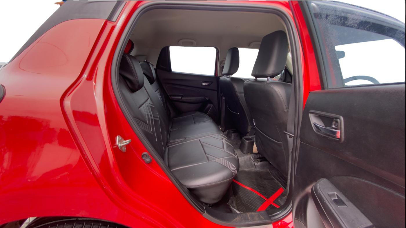 2022 Maruti Swift ZXI PLUS DUAL TONE, Petrol, Manual, 35,482 km, Right Side Rear Door Cabin