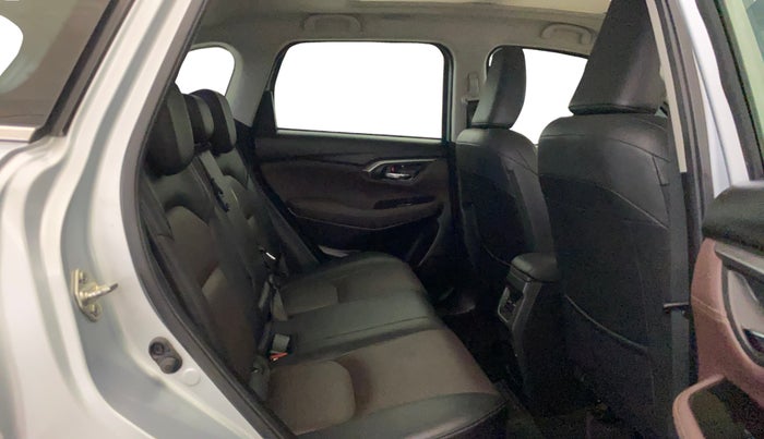 2023 Maruti Grand Vitara ALPHA SMART HYBRID, Petrol, Manual, 67,233 km, Right Side Rear Door Cabin