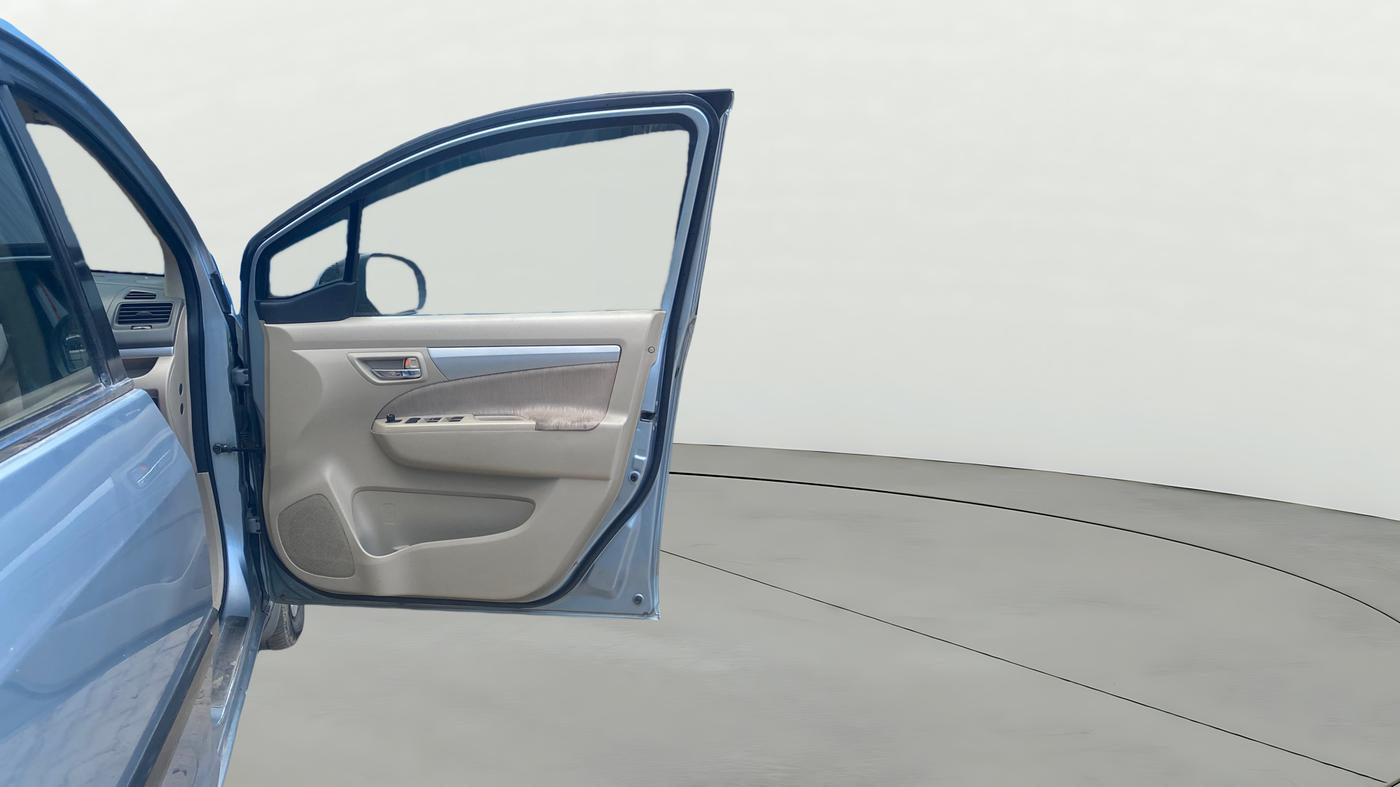 2015 Maruti Ertiga VDI, Diesel, Manual, 1,38,125 km, RHS Front Door