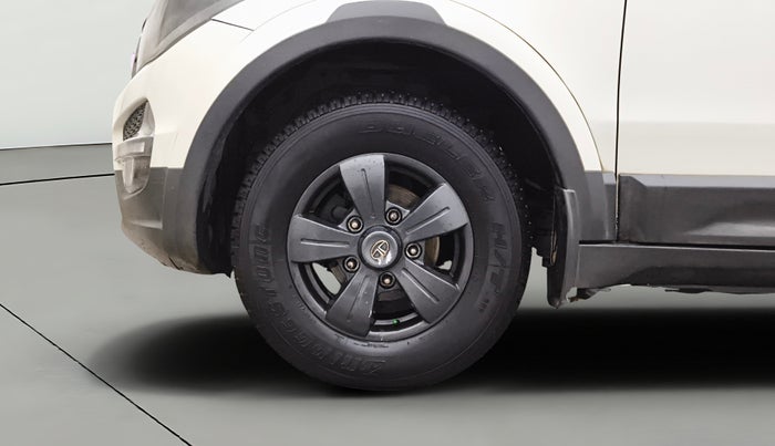 2019 Tata Hexa XM PLUS 4X2 7 STR, Diesel, Manual, 1,01,654 km, Left Front Wheel